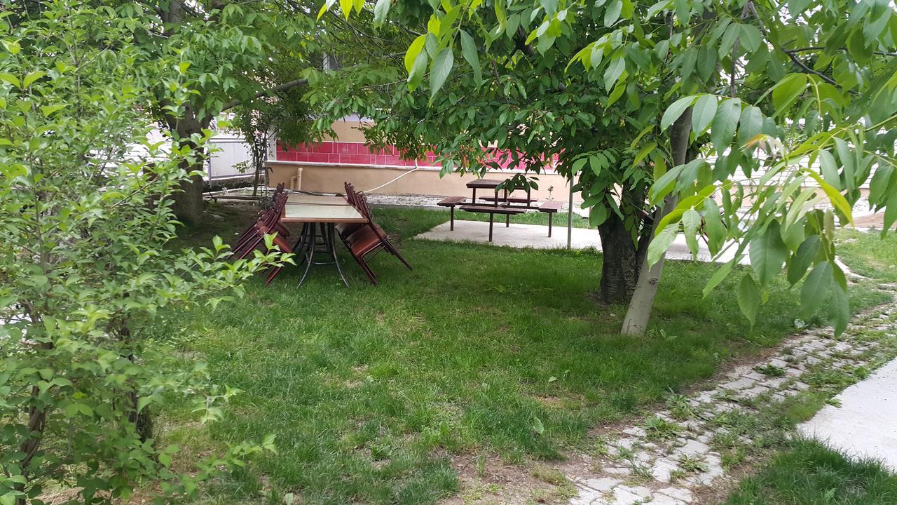 Alanlar Alabalik Ve Otel Ağlasun Exterior foto